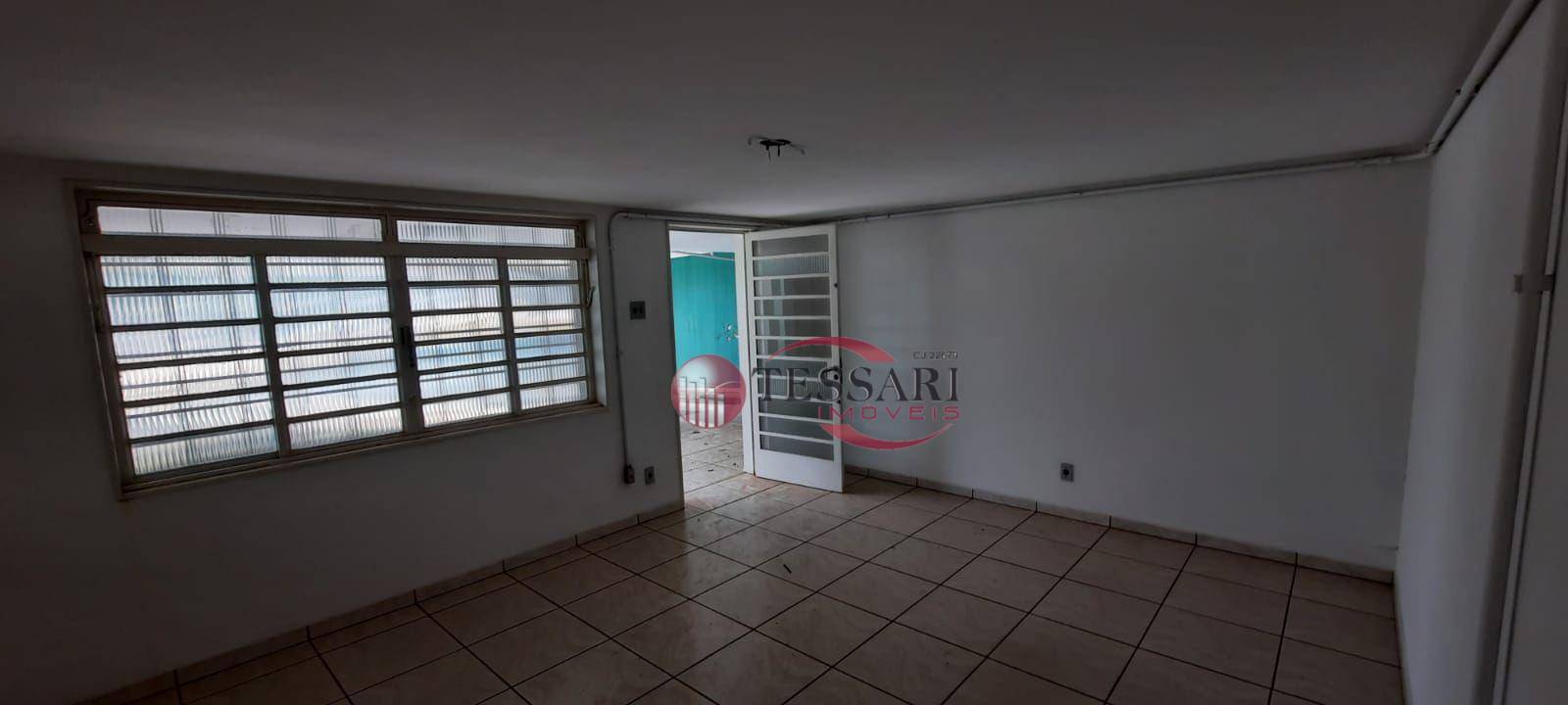 Casa à venda e aluguel com 4 quartos, 350m² - Foto 7