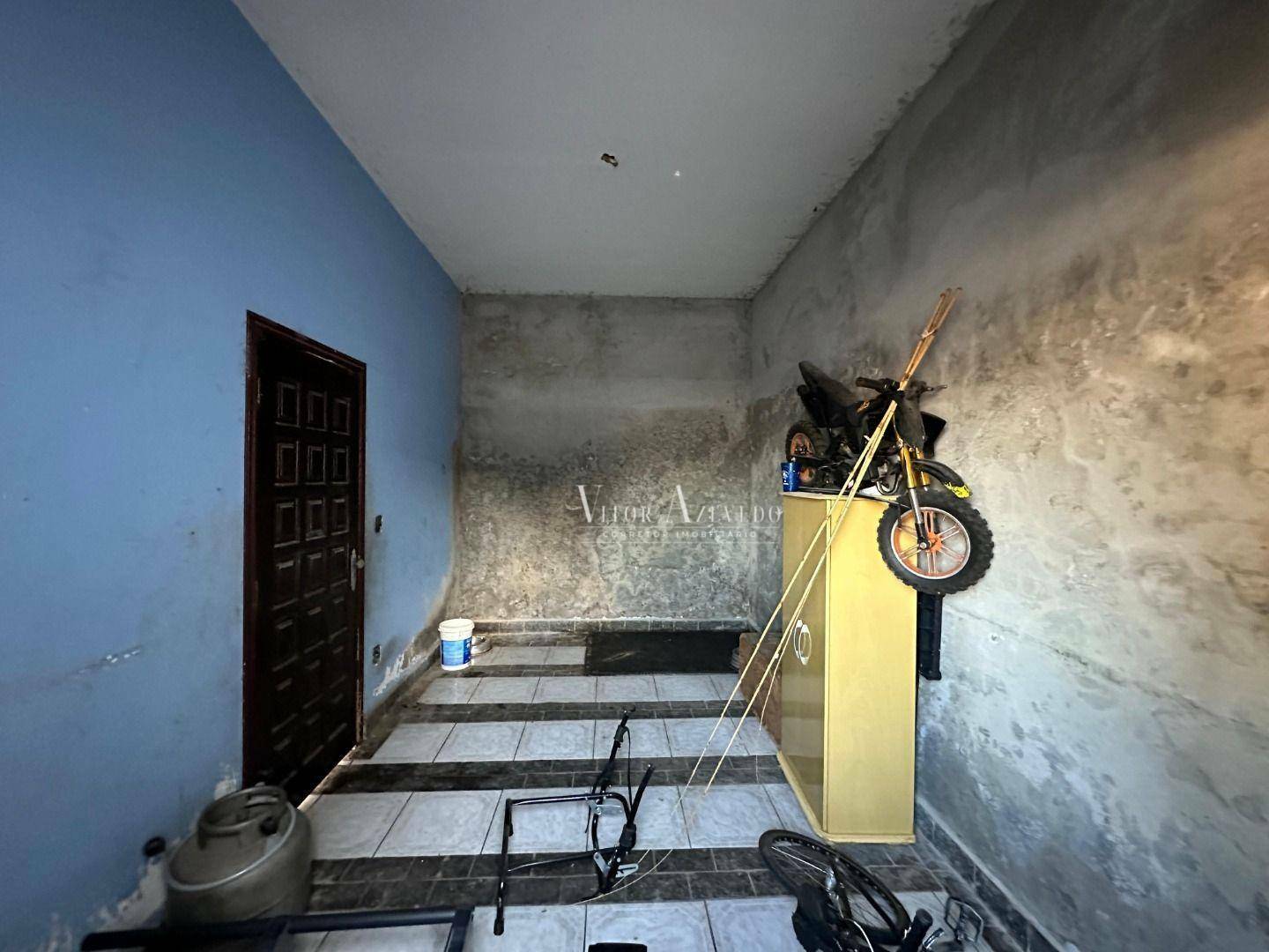 Casa à venda com 3 quartos, 500m² - Foto 4