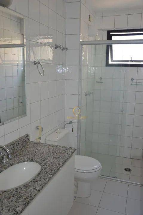 Apartamento para alugar com 3 quartos, 105m² - Foto 9