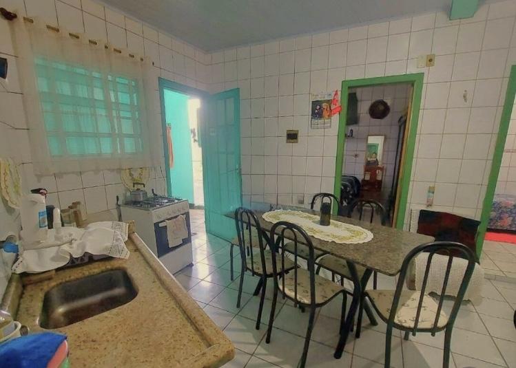 Casa à venda com 5 quartos, 301m² - Foto 8