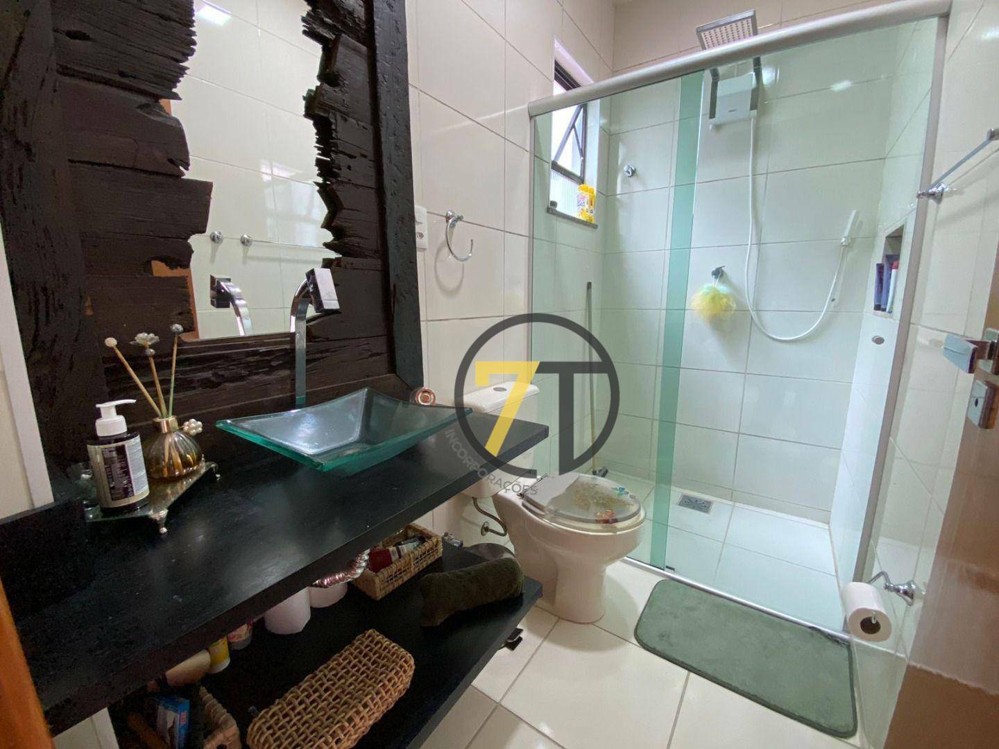 Apartamento à venda com 2 quartos, 75m² - Foto 18