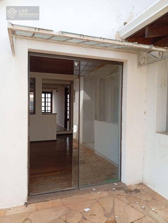 Casa à venda e aluguel com 4 quartos, 275m² - Foto 28