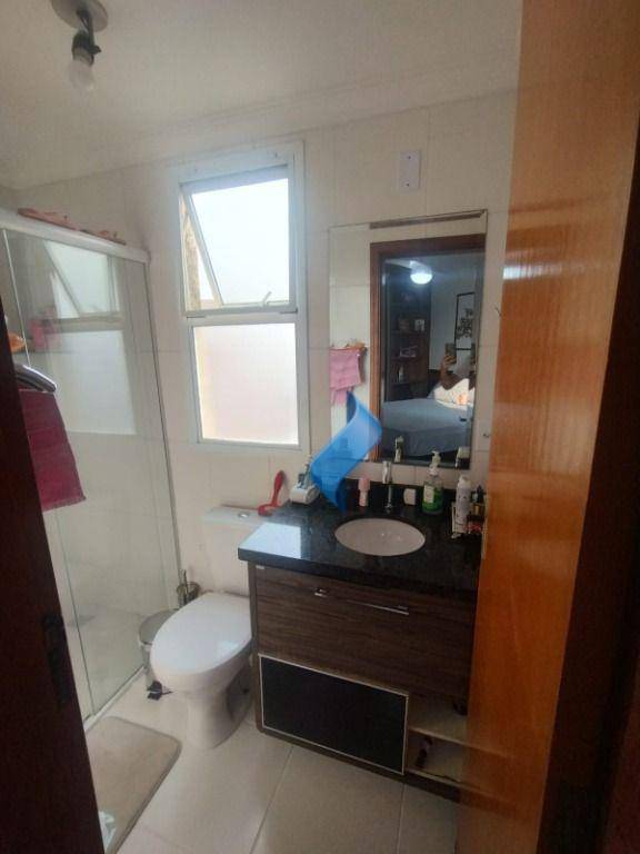 Apartamento à venda com 2 quartos, 64m² - Foto 10