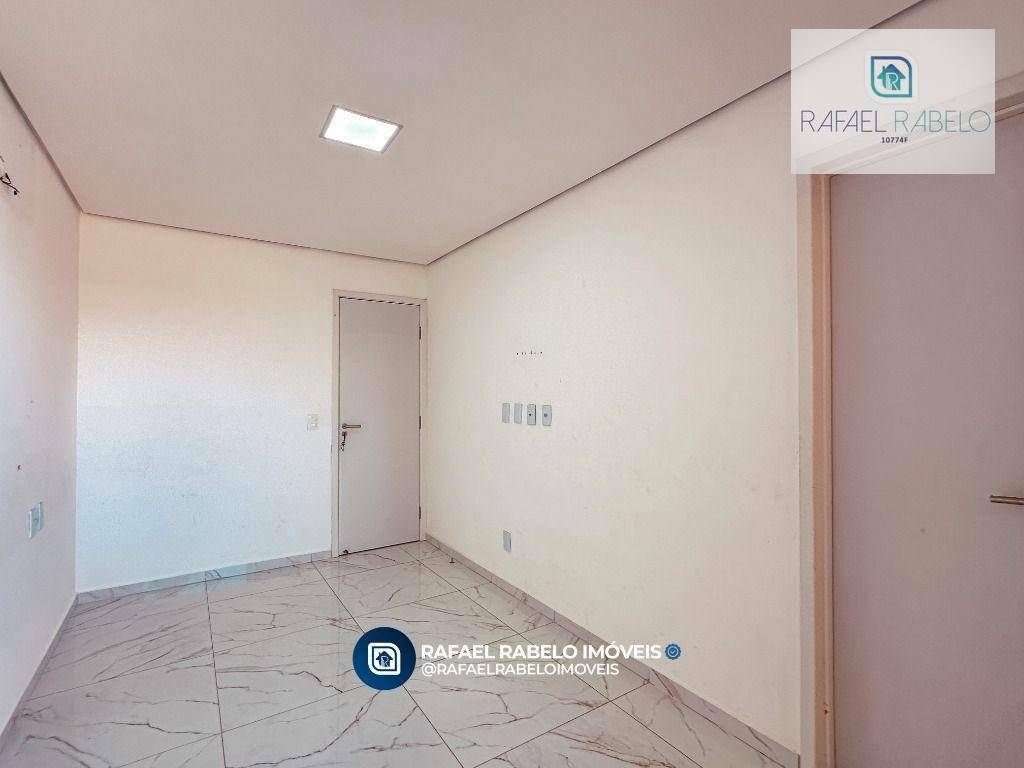 Casa à venda com 4 quartos, 120m² - Foto 17