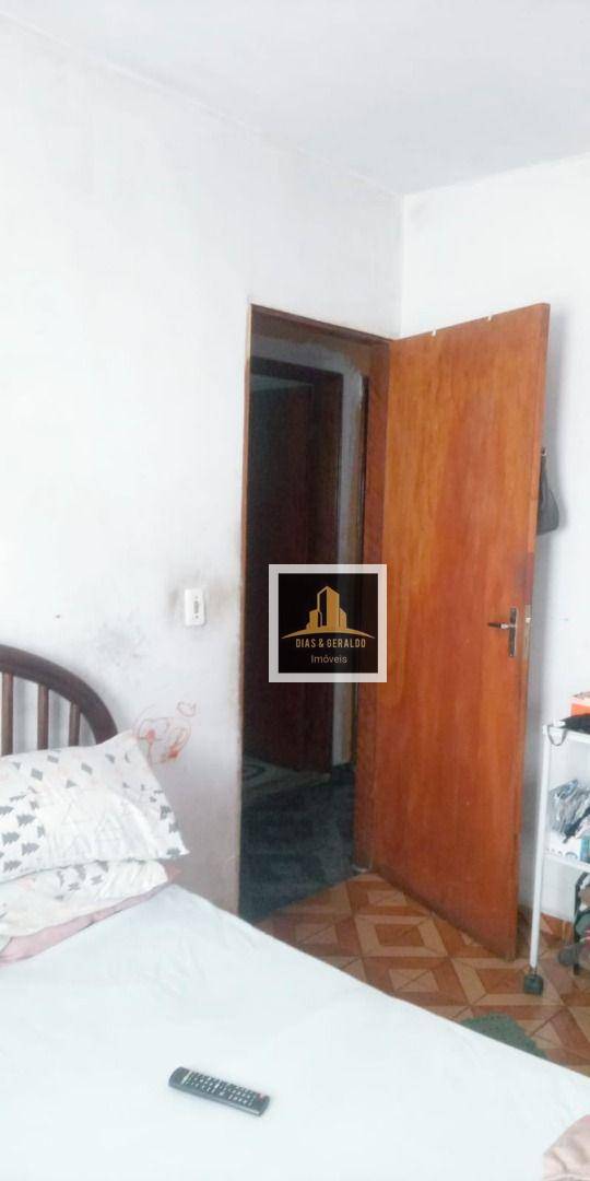 Sobrado à venda com 4 quartos, 120m² - Foto 15