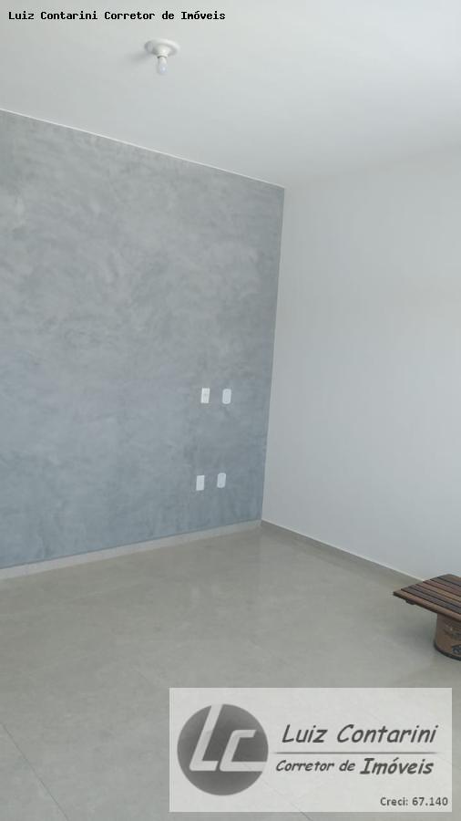 Casa à venda com 2 quartos, 225m² - Foto 11