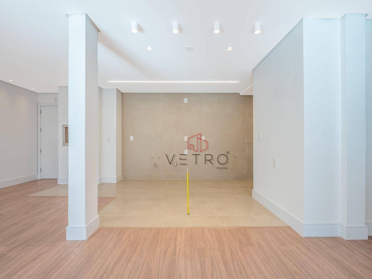 Apartamento à venda com 3 quartos, 200m² - Foto 6