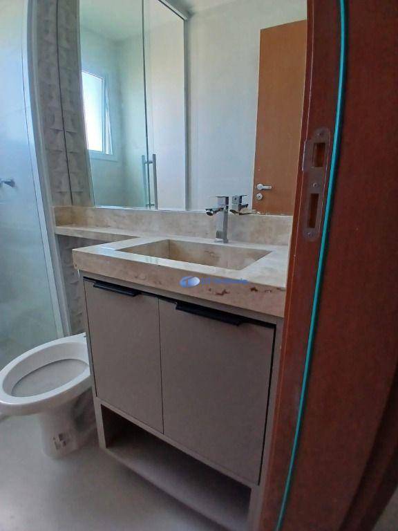Apartamento para alugar com 3 quartos, 78m² - Foto 3