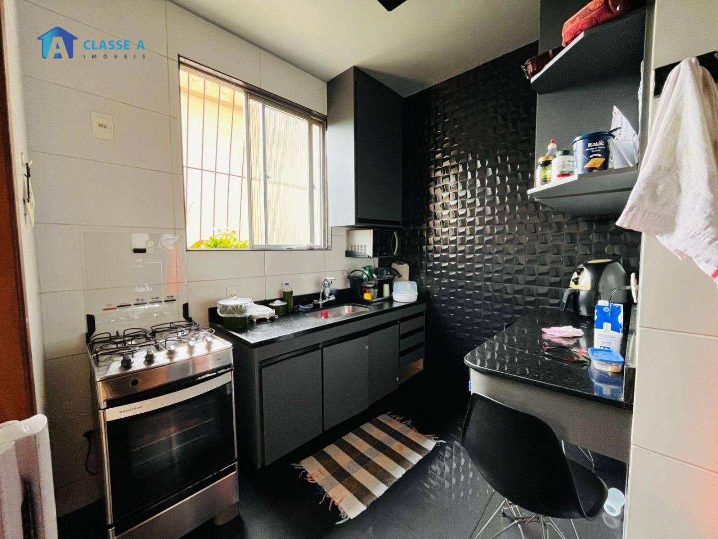 Apartamento para alugar com 2 quartos, 81m² - Foto 12