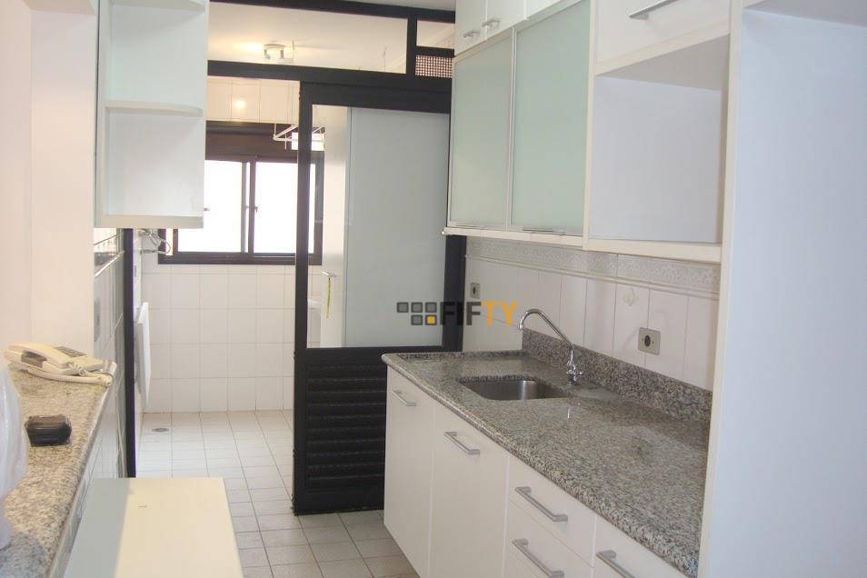 Apartamento para alugar com 2 quartos, 72m² - Foto 7