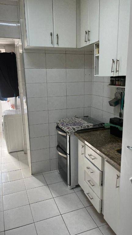 Apartamento à venda com 3 quartos, 80m² - Foto 16