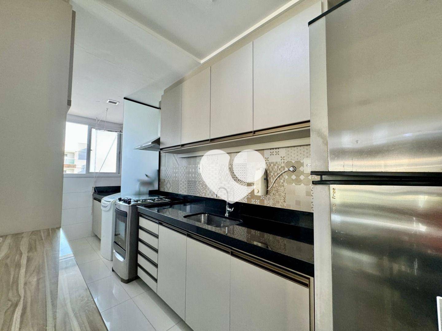 Apartamento à venda com 3 quartos, 85m² - Foto 9