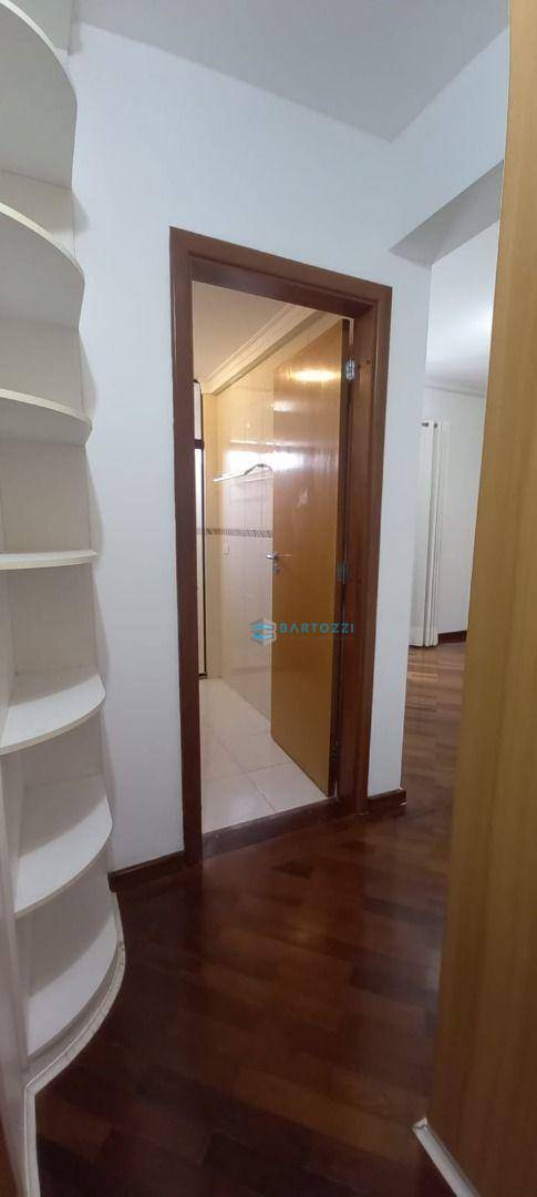 Apartamento à venda com 3 quartos, 164m² - Foto 27