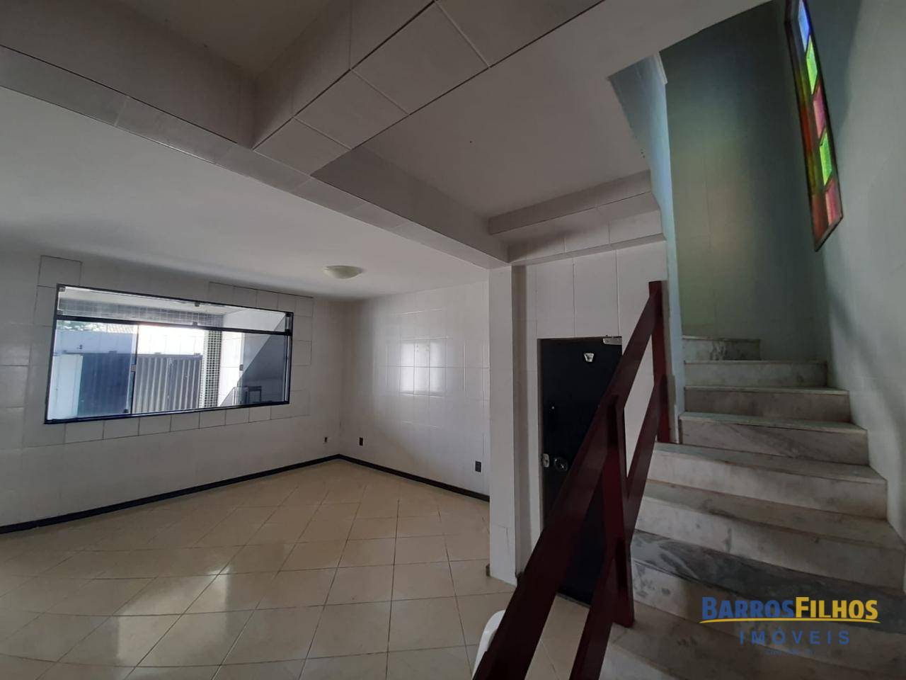 Casa para alugar com 7 quartos, 280M2 - Foto 9