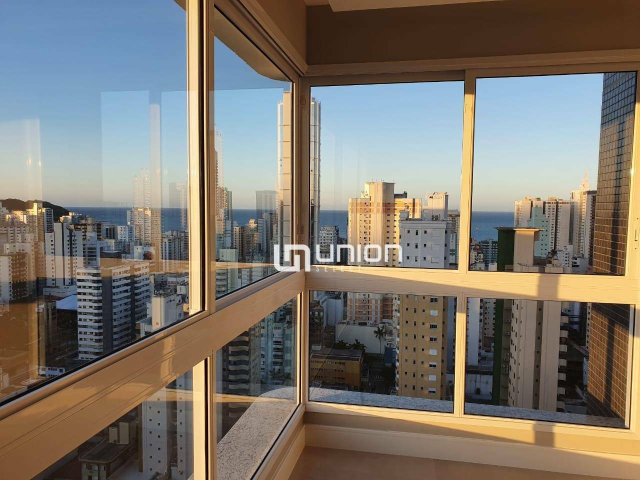 Apartamento à venda com 4 quartos, 173m² - Foto 7