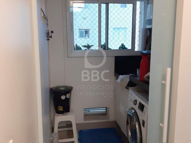 Apartamento à venda com 2 quartos, 79m² - Foto 9