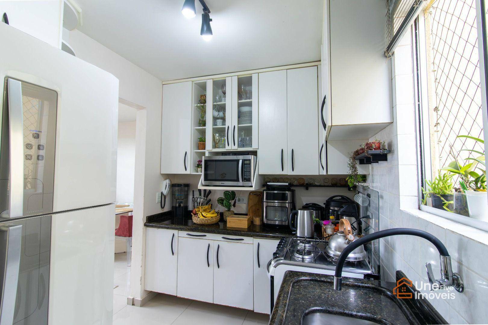Apartamento à venda com 2 quartos, 5m² - Foto 8