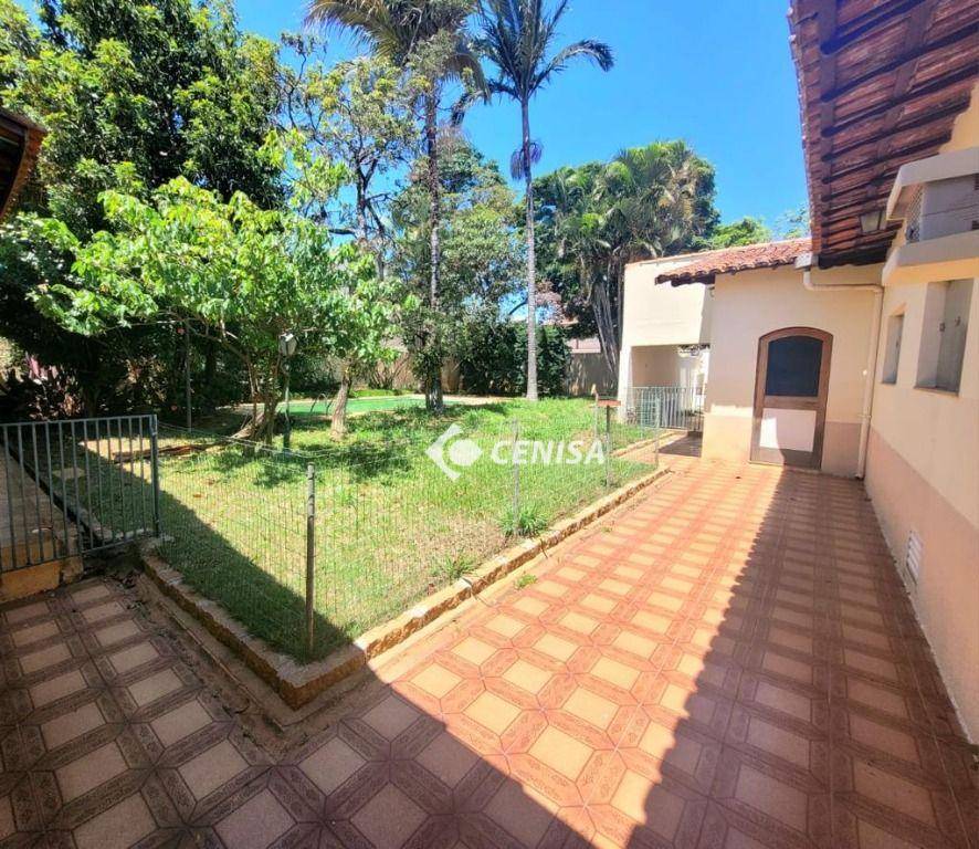 Casa à venda com 3 quartos, 240m² - Foto 17