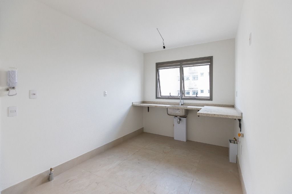 Apartamento à venda com 3 quartos, 157m² - Foto 15