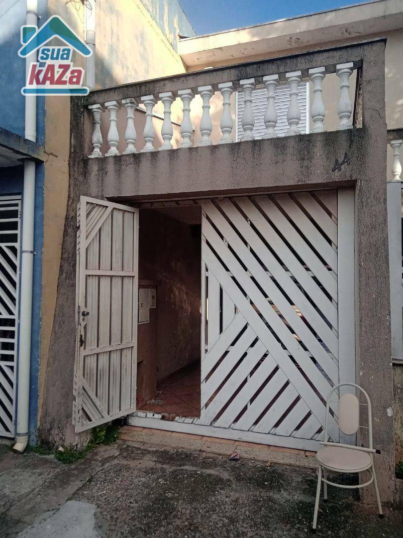 Sobrado à venda com 3 quartos, 200m² - Foto 3