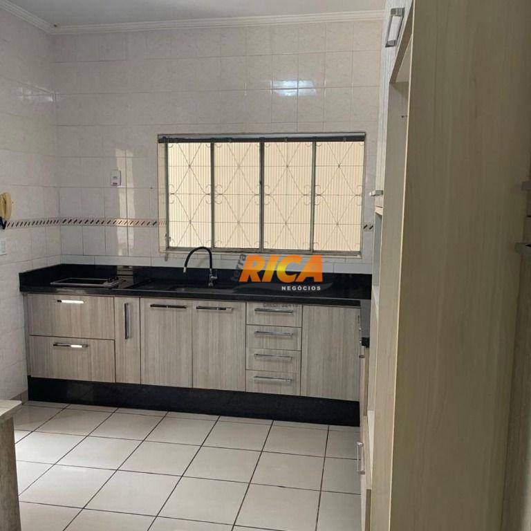 Casa de Condomínio à venda com 3 quartos, 400m² - Foto 17