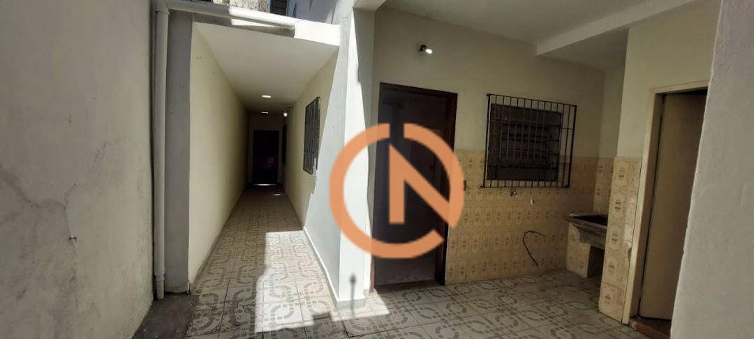 Sobrado à venda e aluguel com 2 quartos, 168m² - Foto 13