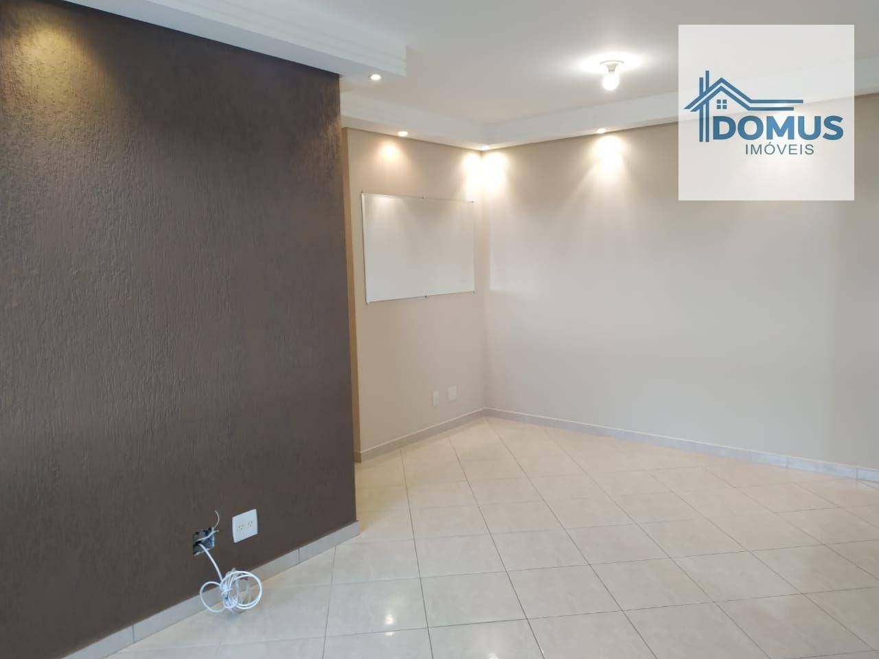 Apartamento à venda com 2 quartos, 67m² - Foto 1