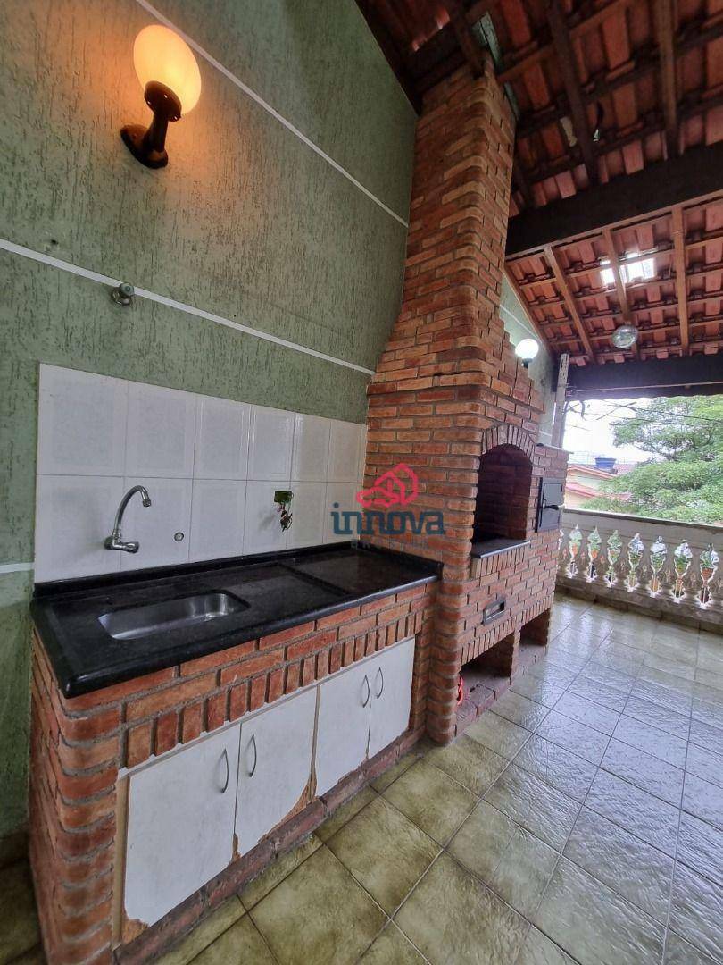 Sobrado à venda e aluguel com 3 quartos, 231m² - Foto 12