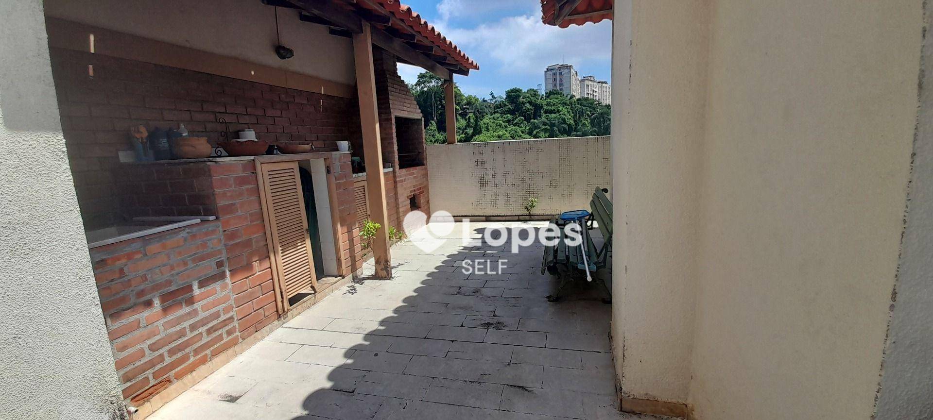 Cobertura à venda com 3 quartos, 220m² - Foto 3