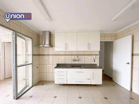 Apartamento à venda com 3 quartos, 158m² - Foto 15