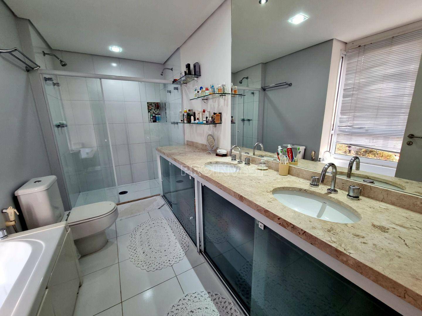 Apartamento à venda com 4 quartos, 187m² - Foto 18