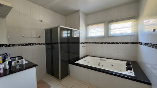 Chácara à venda com 3 quartos, 260m² - Foto 8