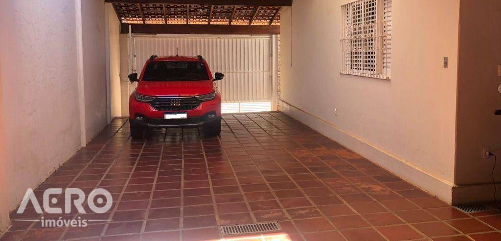 Casa à venda com 3 quartos, 251m² - Foto 30