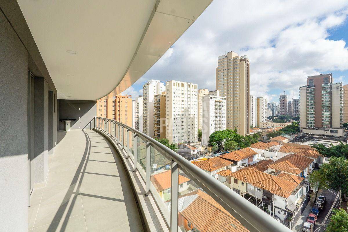 Apartamento à venda com 3 quartos, 134m² - Foto 3