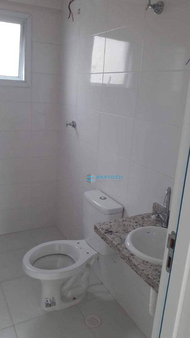 Apartamento à venda com 2 quartos, 60m² - Foto 12