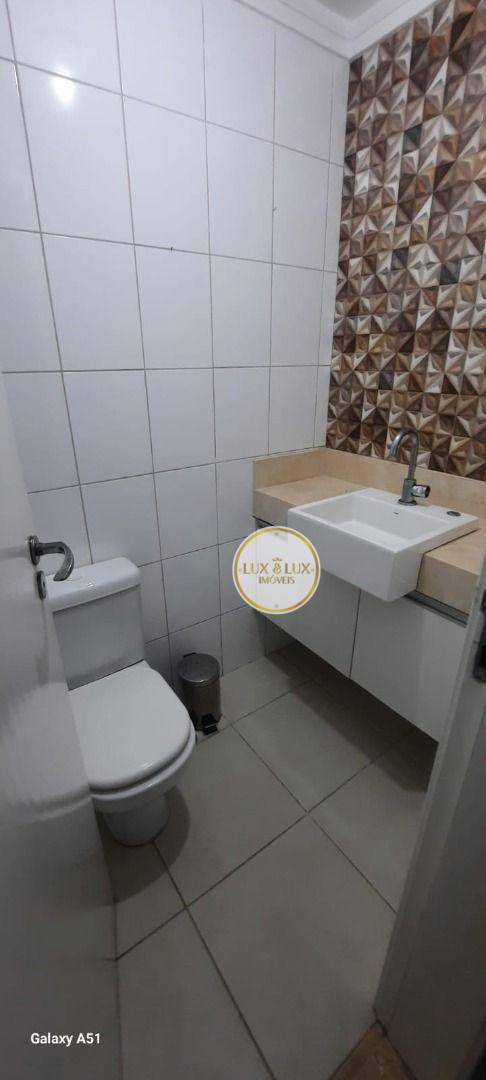 Apartamento para alugar com 3 quartos, 200m² - Foto 8