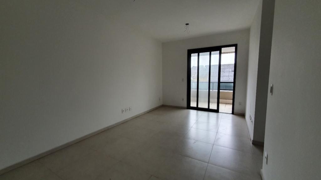 Apartamento à venda com 2 quartos, 68m² - Foto 3