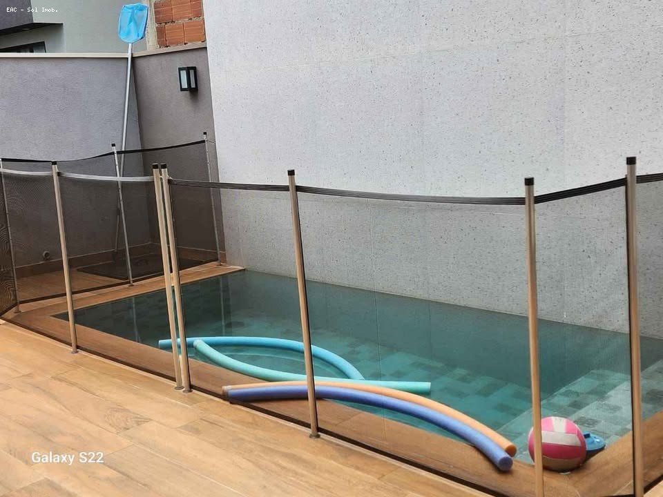 Casa de Condomínio à venda com 3 quartos, 150m² - Foto 4