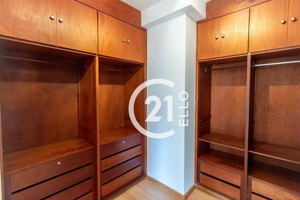 Apartamento para alugar com 3 quartos, 240m² - Foto 24