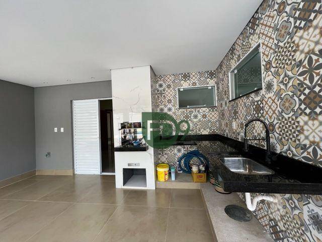 Casa de Condomínio à venda com 3 quartos, 220m² - Foto 32