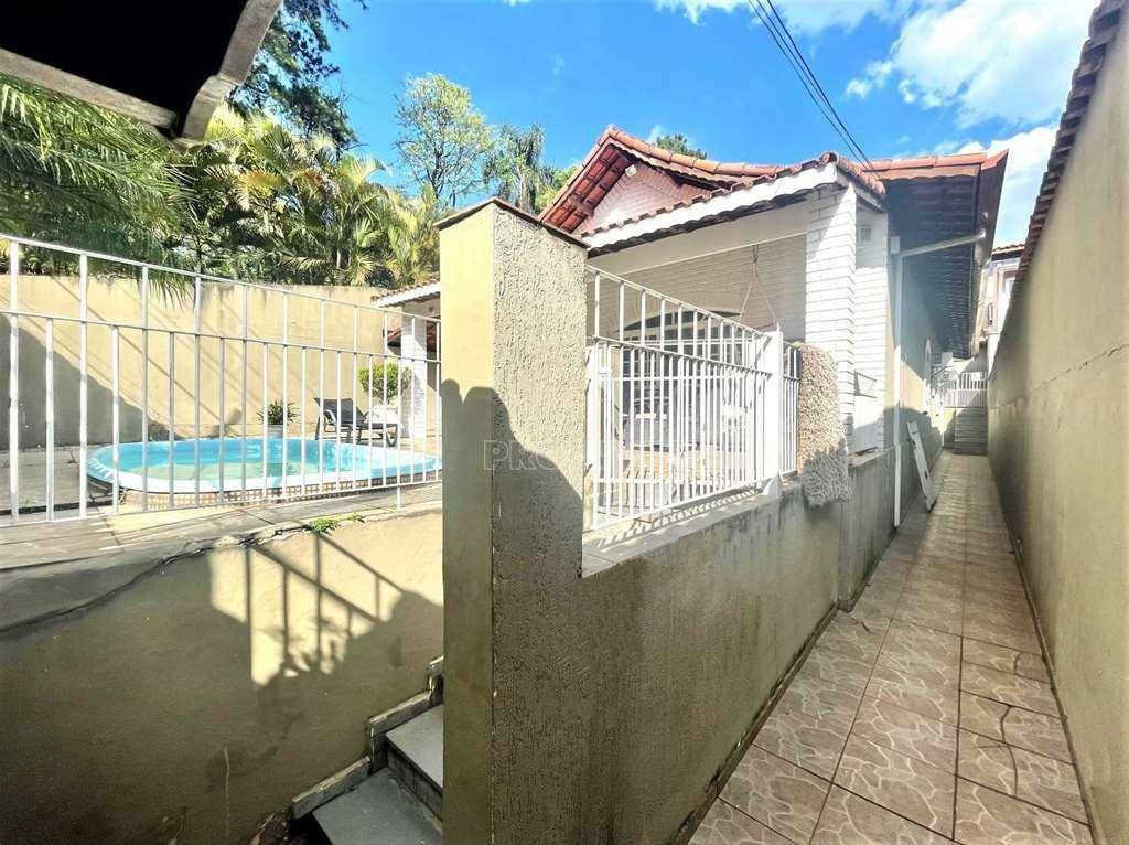 Casa de Condomínio à venda com 3 quartos, 131m² - Foto 33