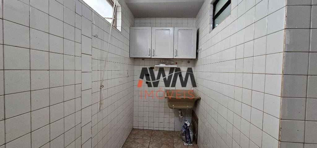 Apartamento à venda com 2 quartos, 68m² - Foto 8