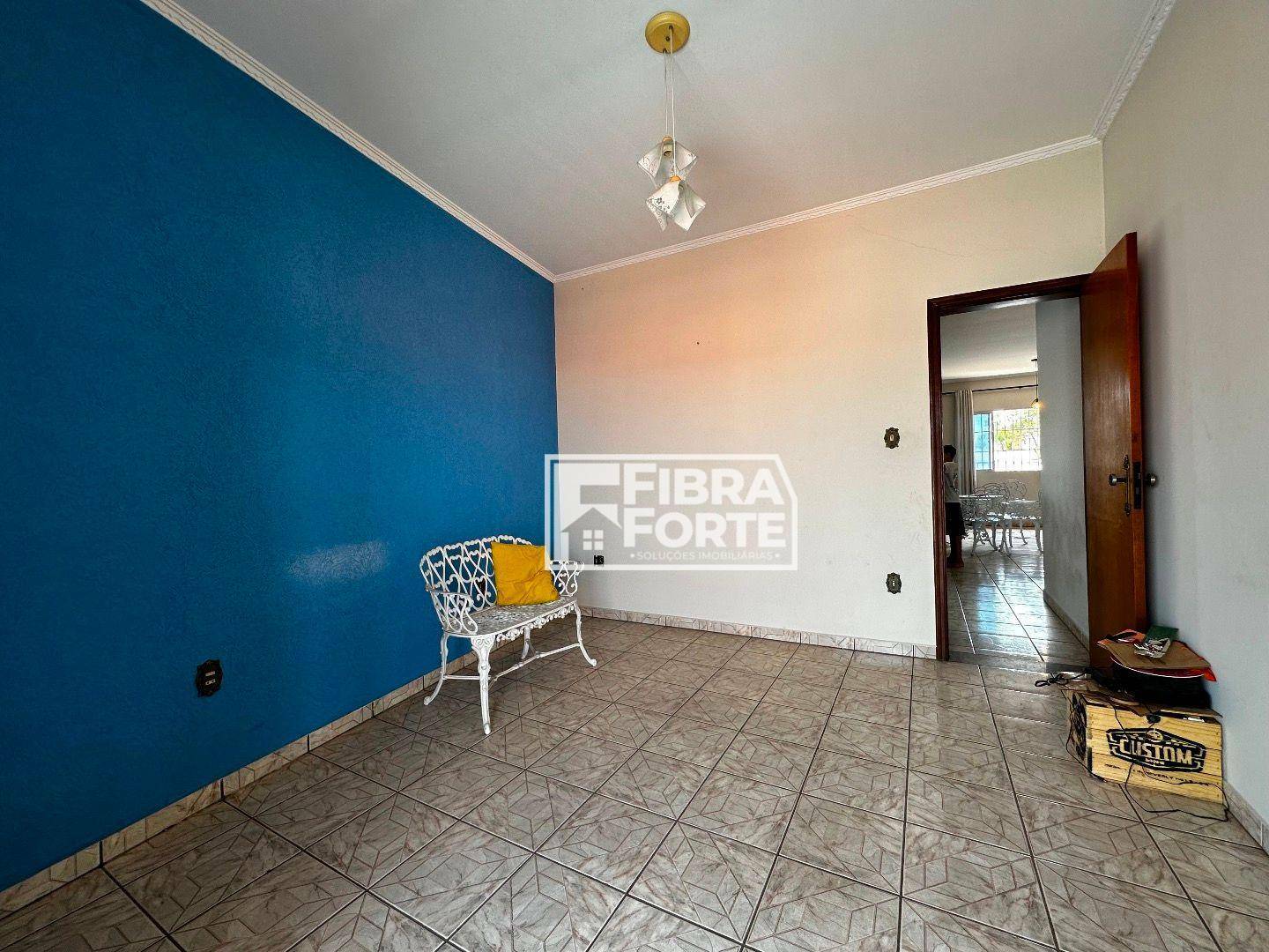 Casa à venda com 4 quartos, 230m² - Foto 24