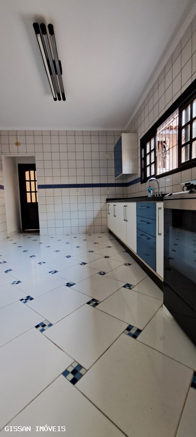 Sobrado à venda com 3 quartos, 192m² - Foto 13