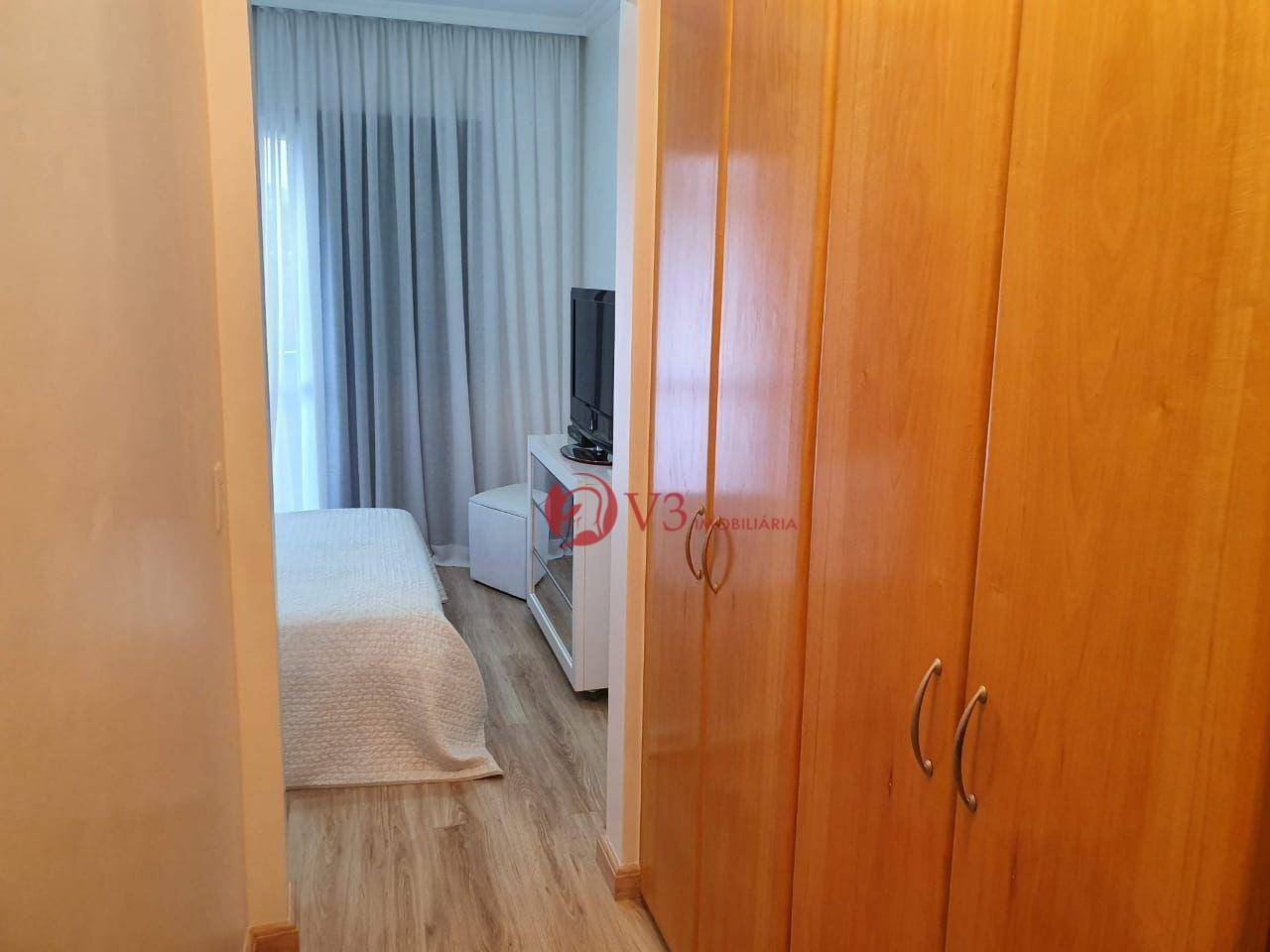 Apartamento à venda com 3 quartos, 137m² - Foto 15