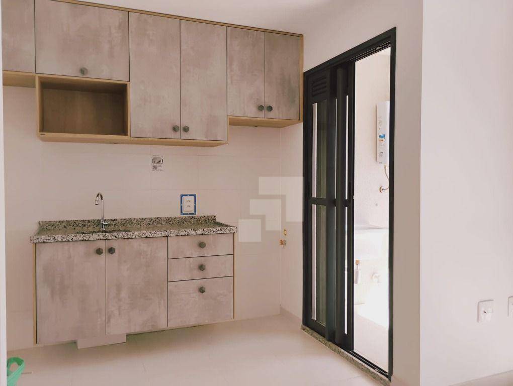 Apartamento para alugar com 2 quartos, 68m² - Foto 50