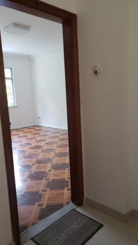 Apartamento para alugar com 3 quartos, 122m² - Foto 10