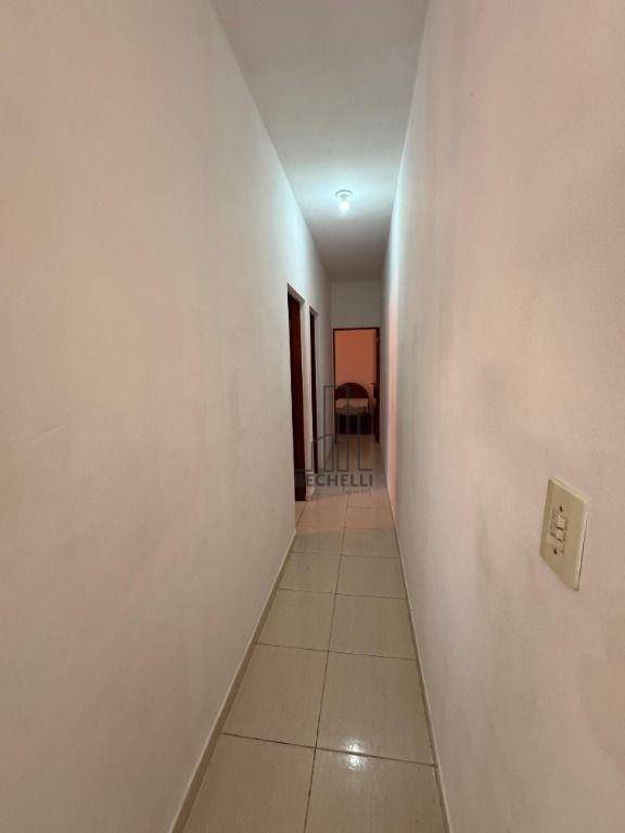 Casa para alugar com 2 quartos, 80m² - Foto 9
