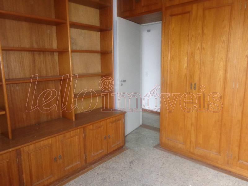 Apartamento para alugar com 3 quartos, 260m² - Foto 10