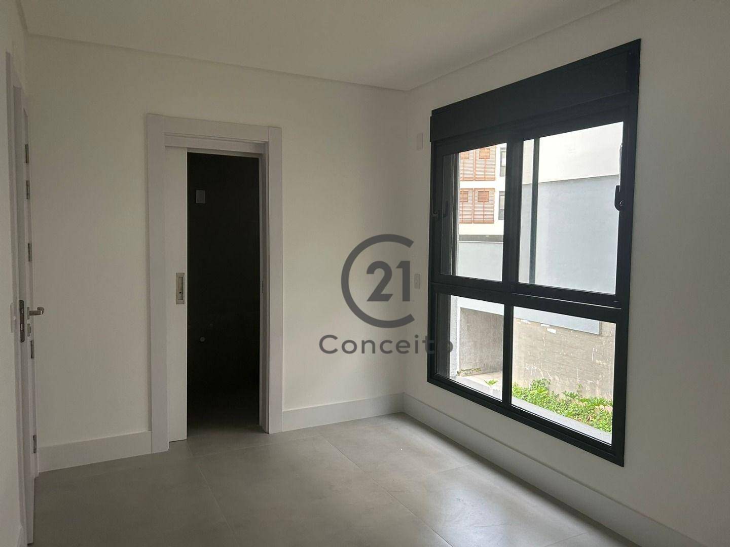 Apartamento à venda com 3 quartos, 134m² - Foto 15